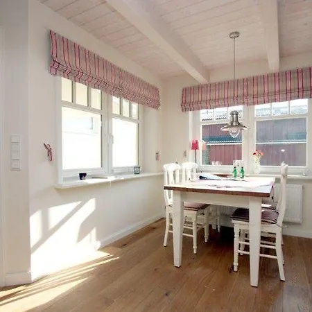 Haus-seestern-nr-25-sfw-25 Vakantiehuis Wyk auf Föhr